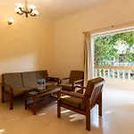 2Bhk Near Beach With Pool By Roomzaway