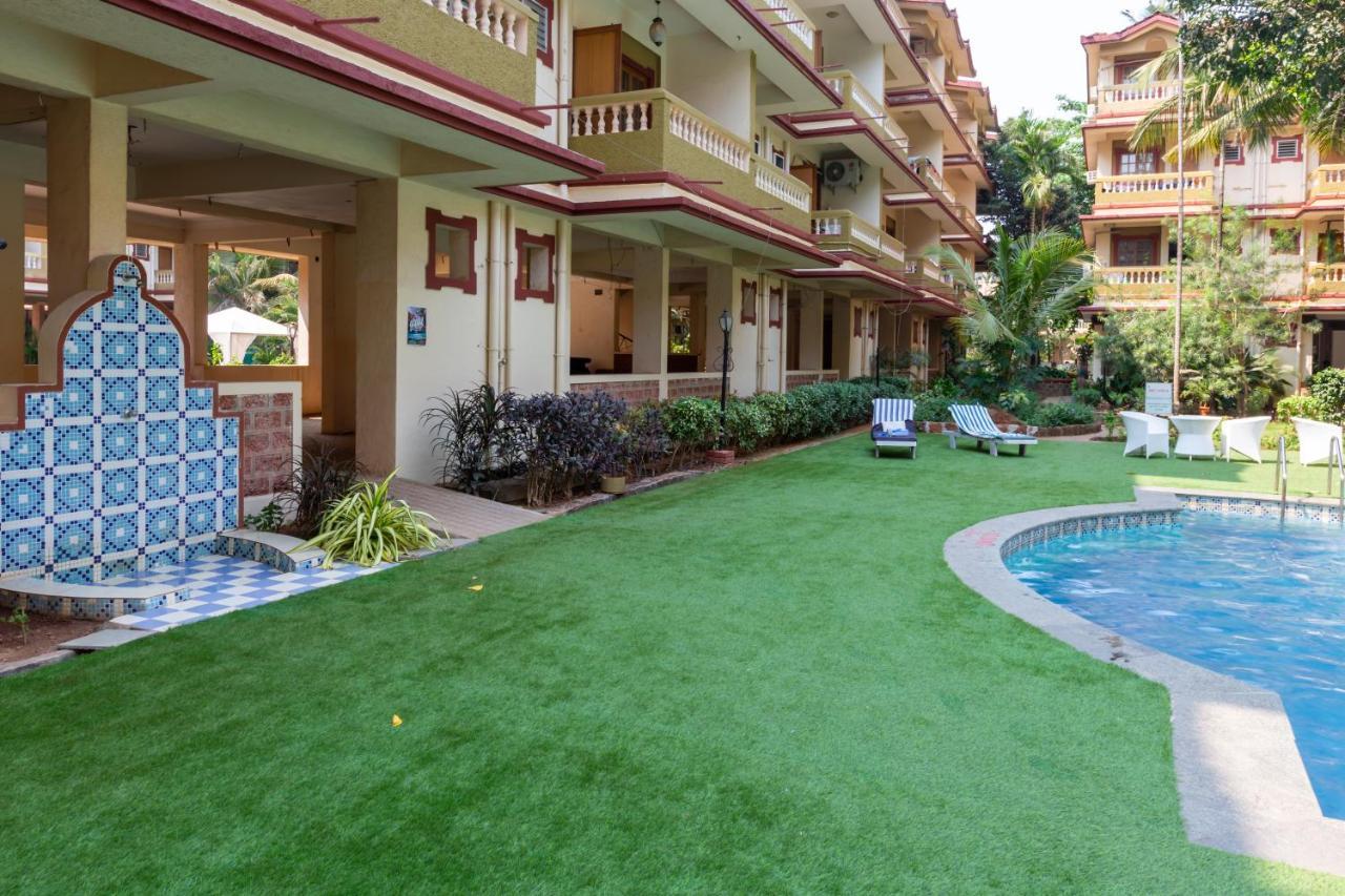2bhk Near With Pool By Roomzaway